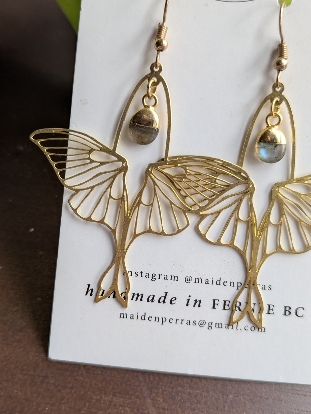 NWT Maiden Perras Gold Luna Moth Labradorite Drop Earrings Whimsigoth Fairycore - Picture 4 of 9